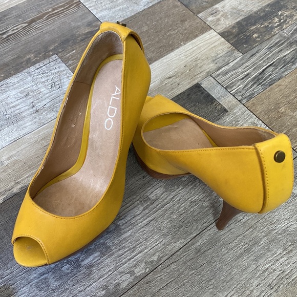 ✨4🛒 $20 ✨ Aldo Yellow Peep Toe Leather Platform Pumps Heels Sz. 36 EC 5" - Picture 12 of 14